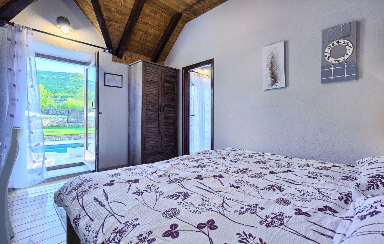 Гостевой дом Dalmatia Stone House - Heated Pool Biorine Экстерьер фото