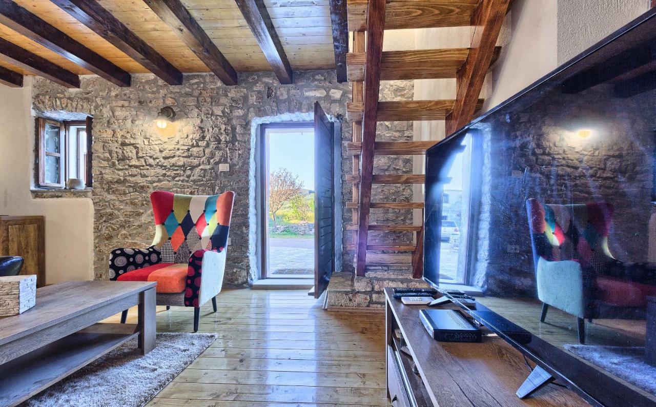 Гостевой дом Dalmatia Stone House - Heated Pool Biorine Экстерьер фото