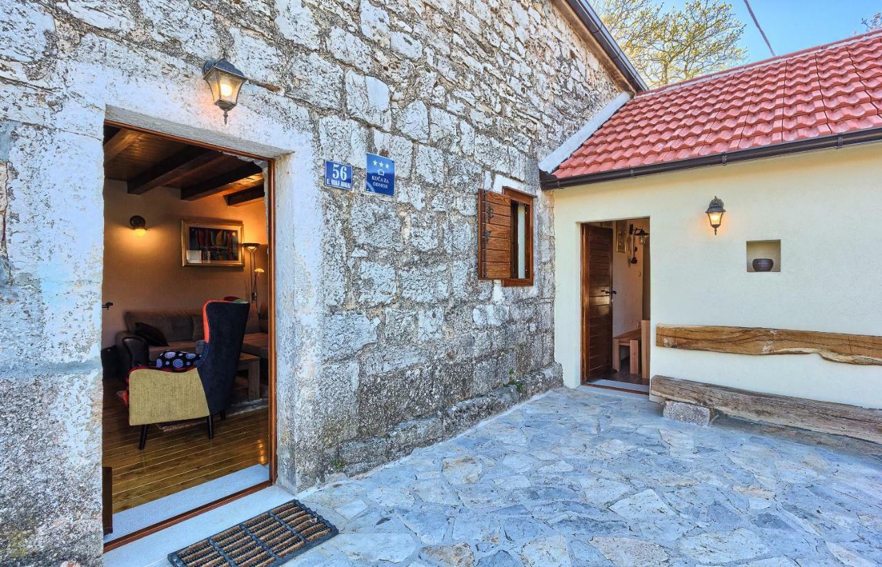 Гостевой дом Dalmatia Stone House - Heated Pool Biorine Экстерьер фото