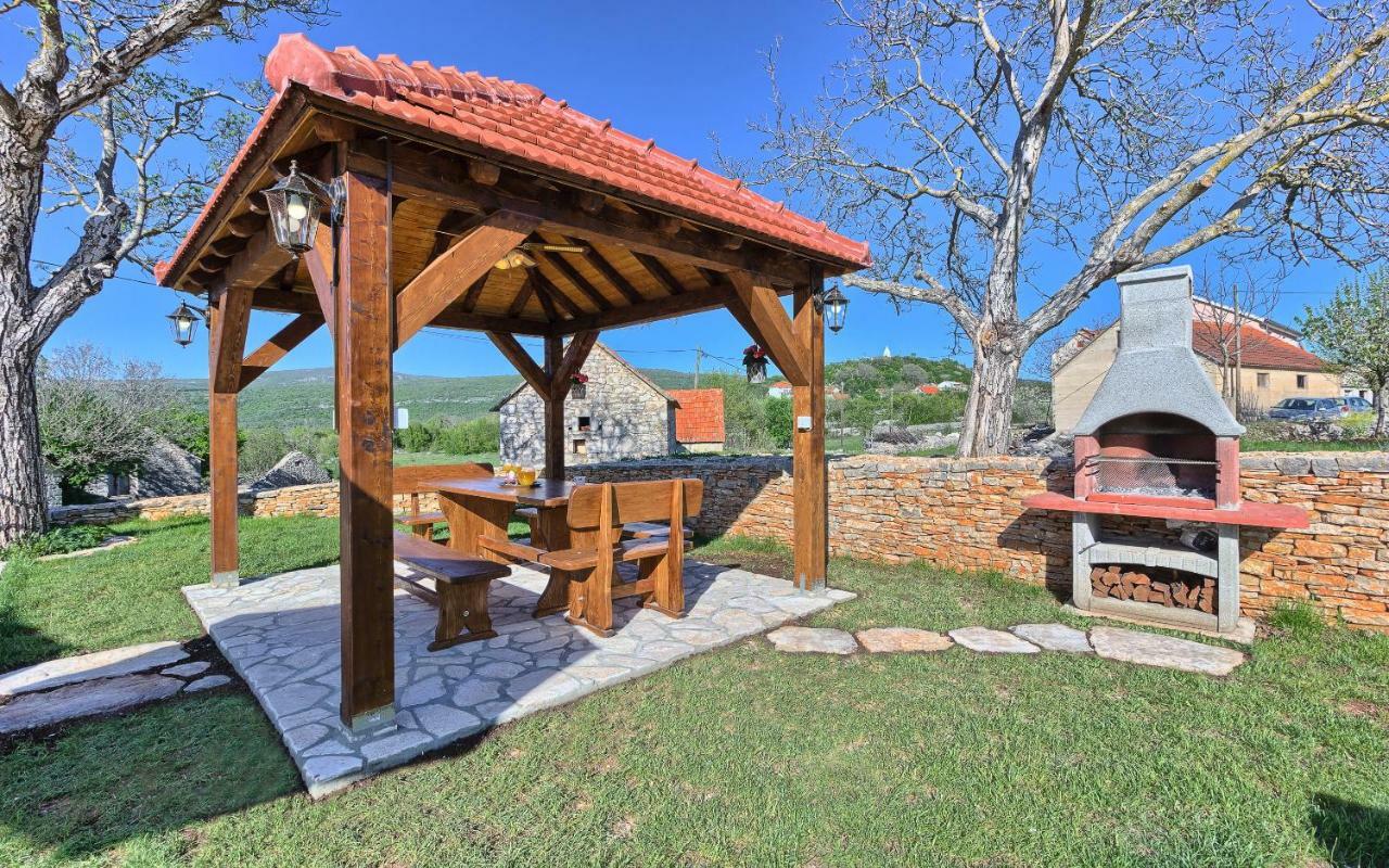 Гостевой дом Dalmatia Stone House - Heated Pool Biorine Экстерьер фото
