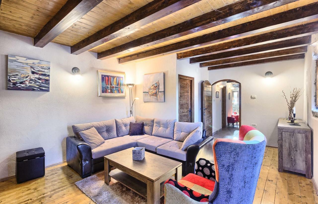 Гостевой дом Dalmatia Stone House - Heated Pool Biorine Экстерьер фото