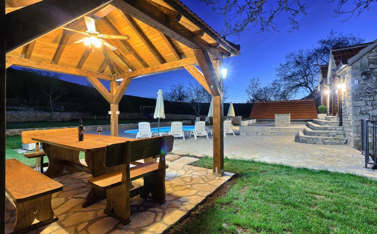 Гостевой дом Dalmatia Stone House - Heated Pool Biorine Экстерьер фото
