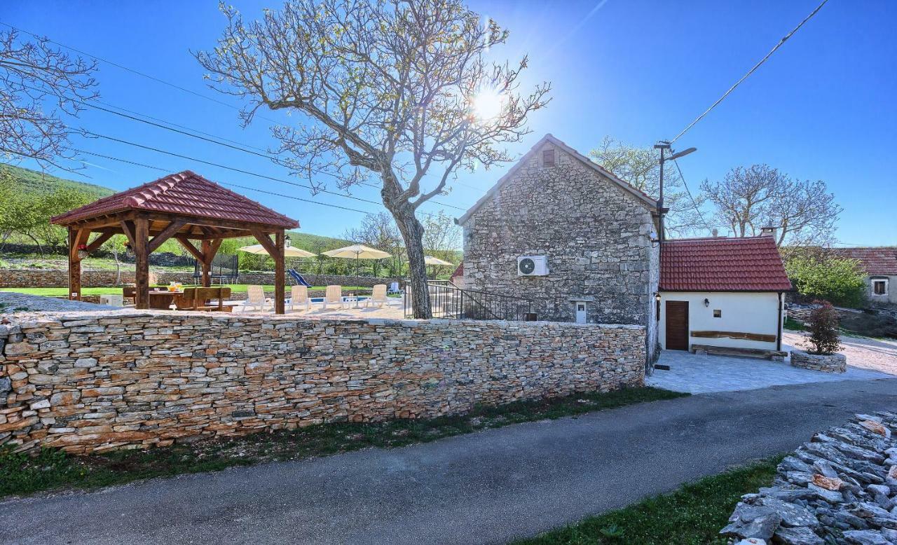 Гостевой дом Dalmatia Stone House - Heated Pool Biorine Экстерьер фото