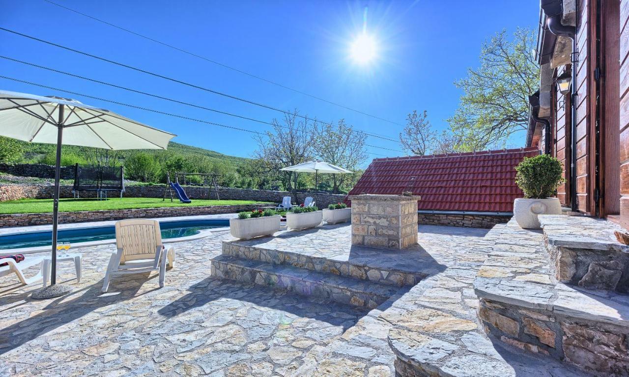 Гостевой дом Dalmatia Stone House - Heated Pool Biorine Экстерьер фото